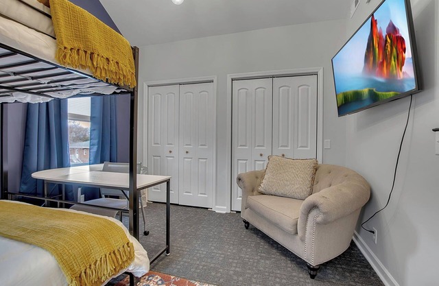 Overnight in OP | Location, Vibe, Location!