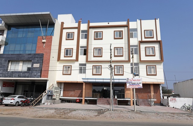 OYO 10603 Hotel Mahima Palace