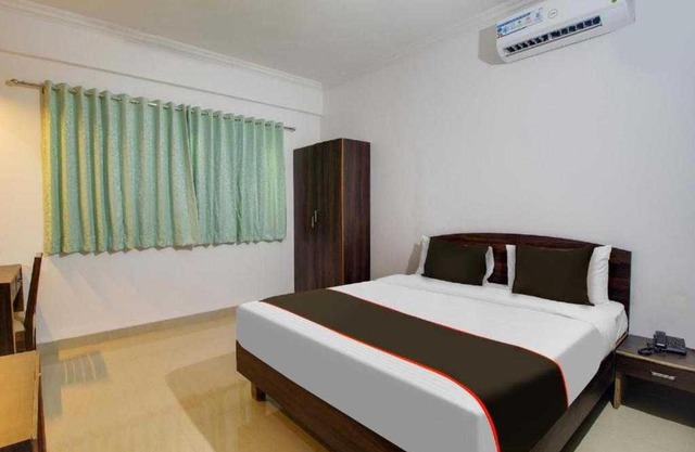 OYO Flagship Lotus Guest Grand Inn