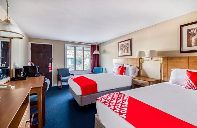 OYO Hotel Wadsworth OH I-76