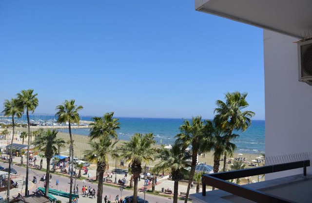 P L Sunorama Beach Garden 302