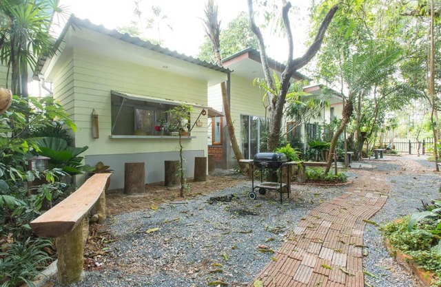 P's cottage บ้านพักในสวนสวย