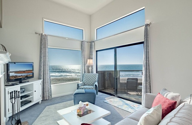 Pajaro Dunes Resort: 1 Bedroom Ocean Front Getaway!