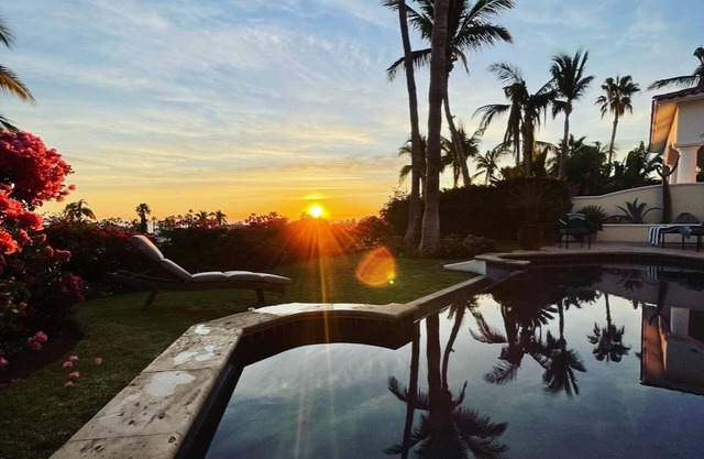 Palmilla Oasis with an Ocean View-4 bedroom/sleeps 10