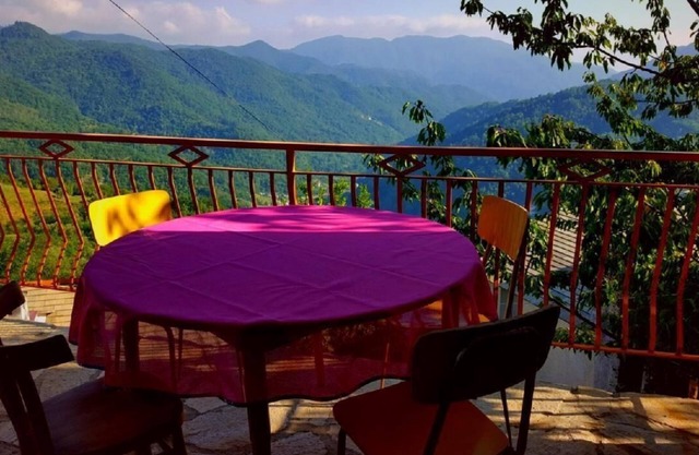 Panoramic house between the Cinque Terre and Portofino