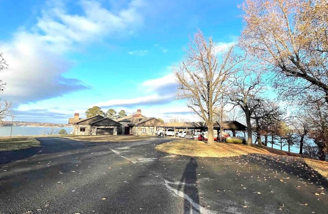 PANORAMIC WATERFRONT THE LODGE AT STONY POINT VACATION GETAWAY & WEDDINGS