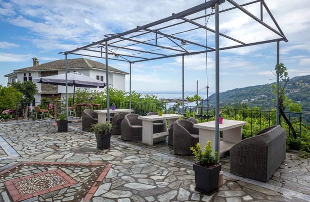 Paradeisos Double Room With Sea View 4