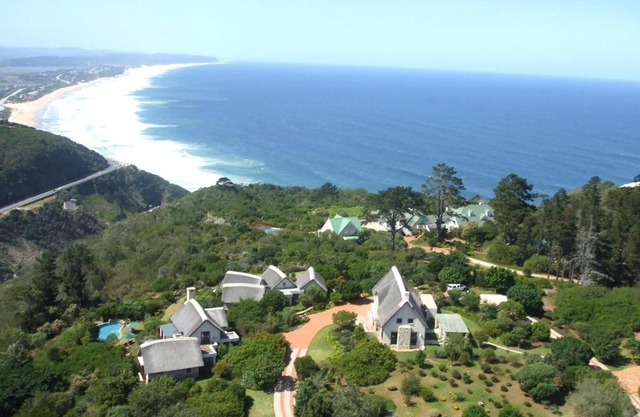 Paradise Cove 