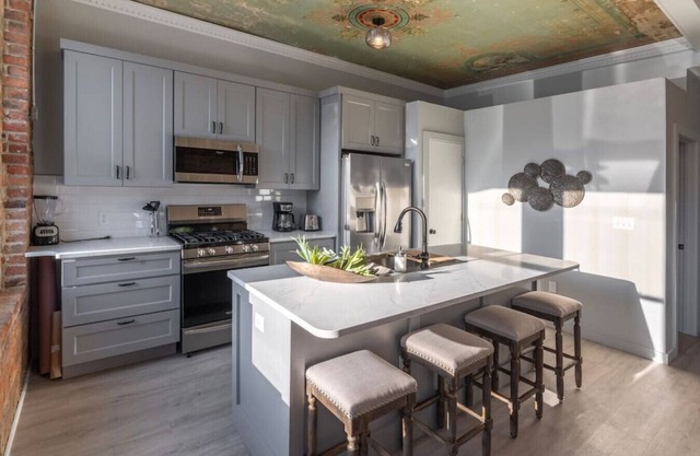 PARLOR: Explore OTR/DT: Restored 1894 Italianate