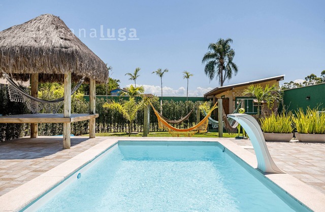 Parrot Cabin - Heated Pool & Gourmet Area