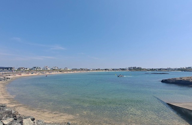 Pass the Keys | Modern Apartment near the Beach with free parking