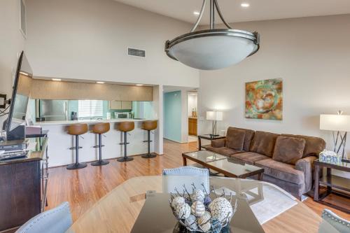 Patio, Grill and Pool Access Palm Desert Retreat!