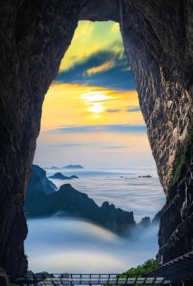 Patio Spring Holiday Inn - Free round trip pick-up service -Panoramic view of Tianmen Mount