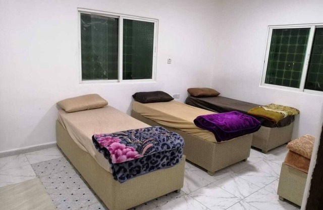 Peace Roza Sharing room