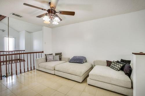 Peaceful 4BR Home - Yard, Family Comforts