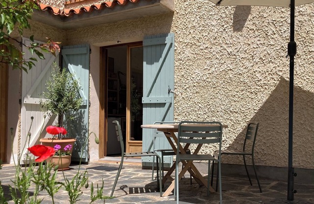 Peaceful gîte swimming pool Canigou view 1h Argeles sur Mer
