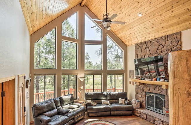 Peaceful Happy Jack Cabin w/ Deck & Grill!