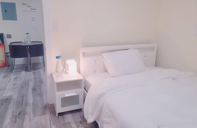 Peaceful Private 2bed-1bath Suite (3min from Surrey Fleetwood)