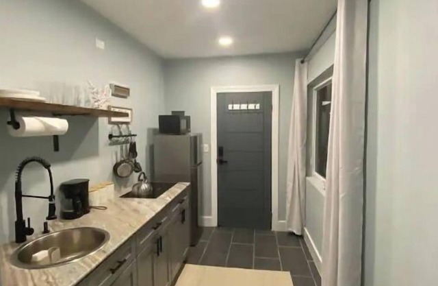 Peaceful Studio 1 Bed/Bath on Cable Beach