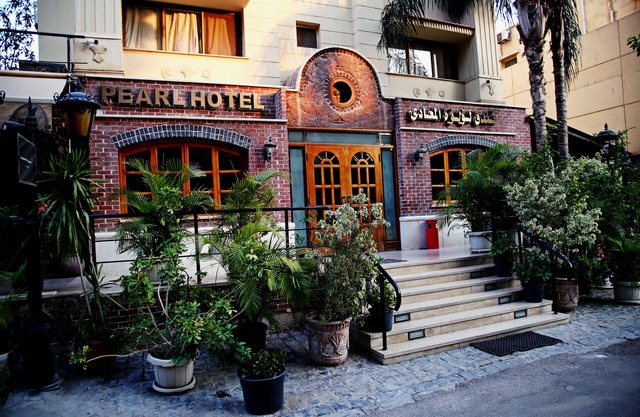 Pearl Hotel