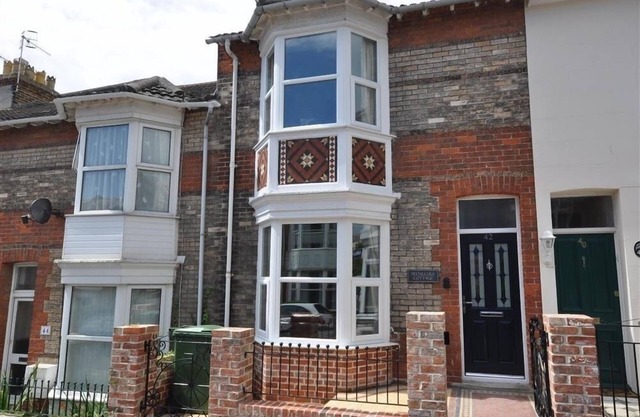 PEDALLER'S COTTAGE, family friendly, with open fire in Weymouth