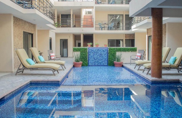 Pedregal Suites - Marina and Downtown