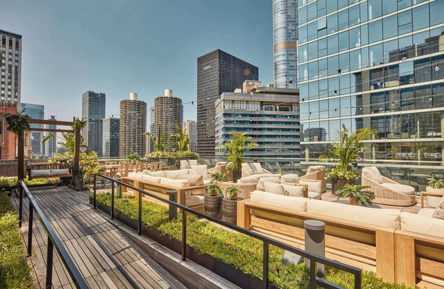 Pendry Chicago