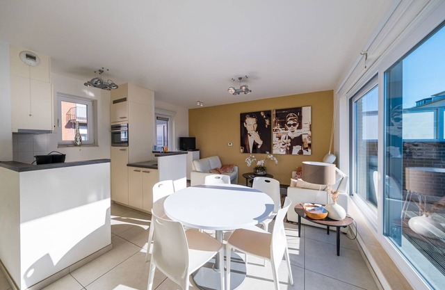 Penthouse with 2 spacious terraces