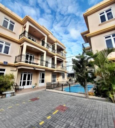 Pereybère 4-bed apartment