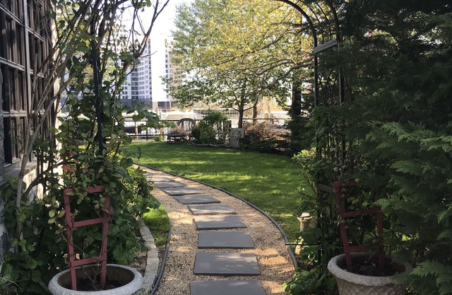 Perfect Beach Retreat House - July - Labor Day