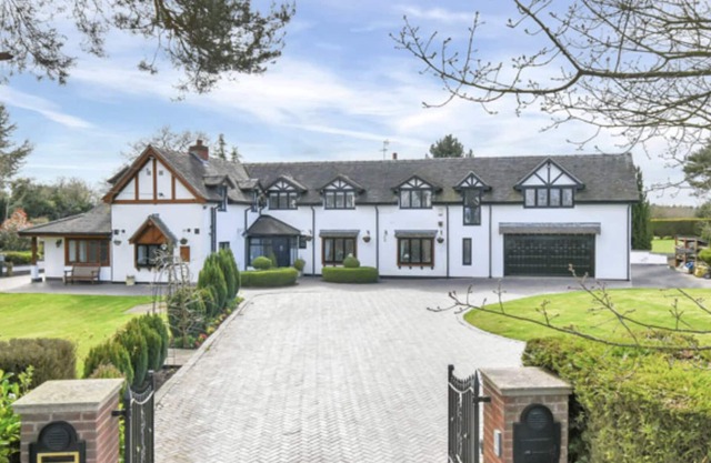 Perfect Country Cottage for large groups