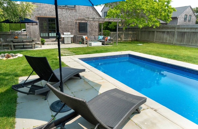Perfect Family Vacation Home! Heated Salt Water Pool - Car Ferry Tix Available