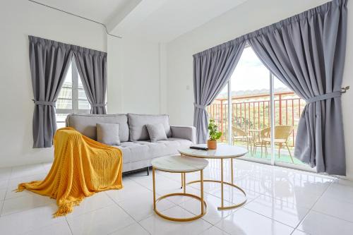 Perfect for Families & Friends, Retreat Clover Home 2-20