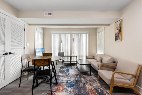 Perfect Location 1BR Apartment