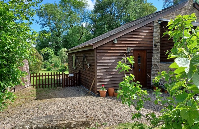 Perfect Rural Retreat for two near Hay on Wye