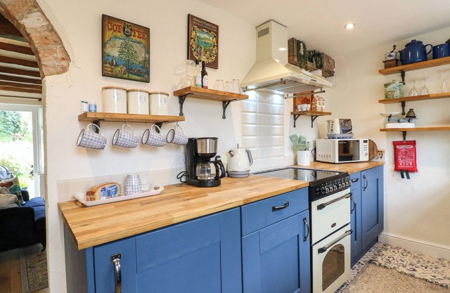 Periwinkle Cottage