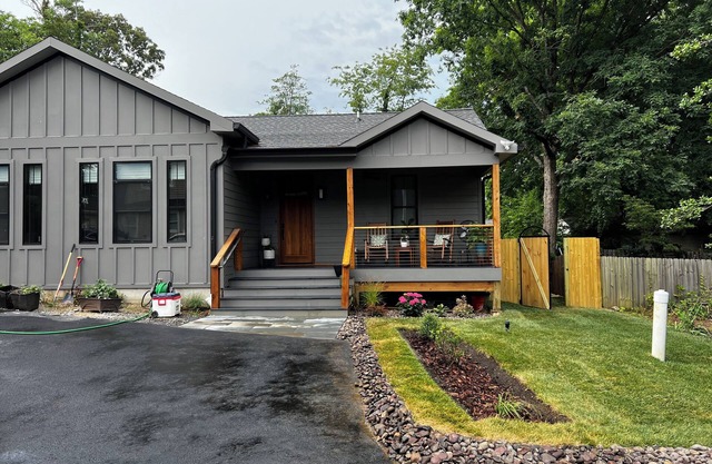 Pet Friendly-newly built house in peaceful beach community, located in Riva MD.