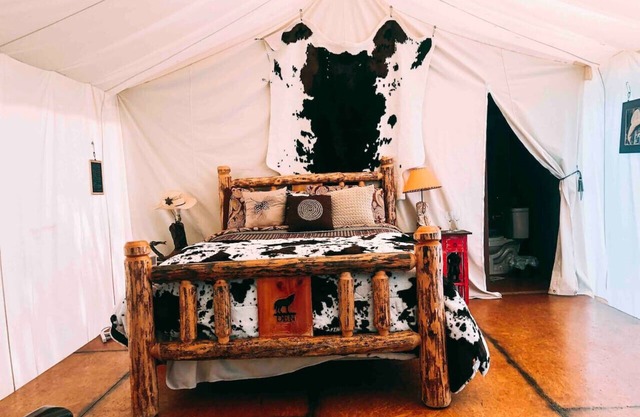 Pet Friendly Wild West Luxury Glamping tent