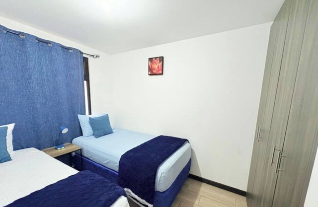 Petapolis Apartment Zone 12