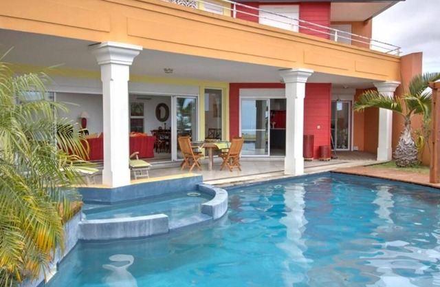 Petite Ile - Architect-design villa 4* - 6 people - 3 bedrooms - Swimming pool