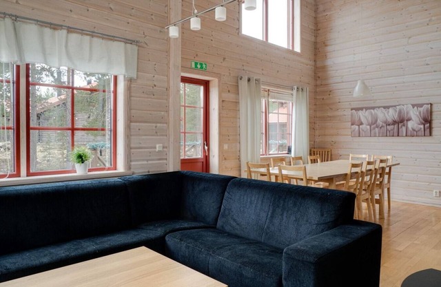 Pets allowed | Ski shed | Wood stove | TV