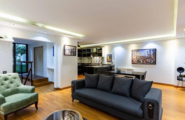 Phenomenal Duplex Flat near Nisantasi in Besiktas