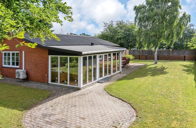 "Philip" - 2km from the sea by Interhome