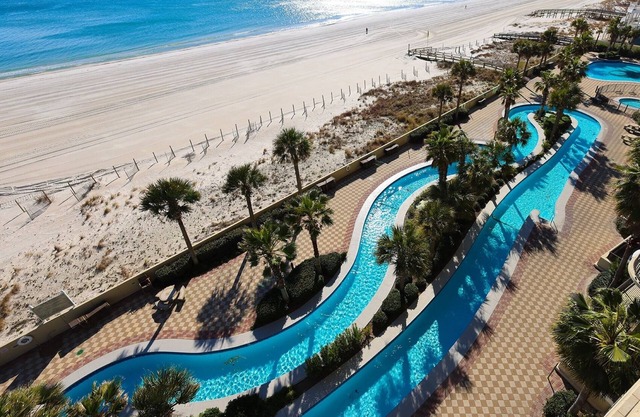 Phoenix West 609 4 Bedroom Condo