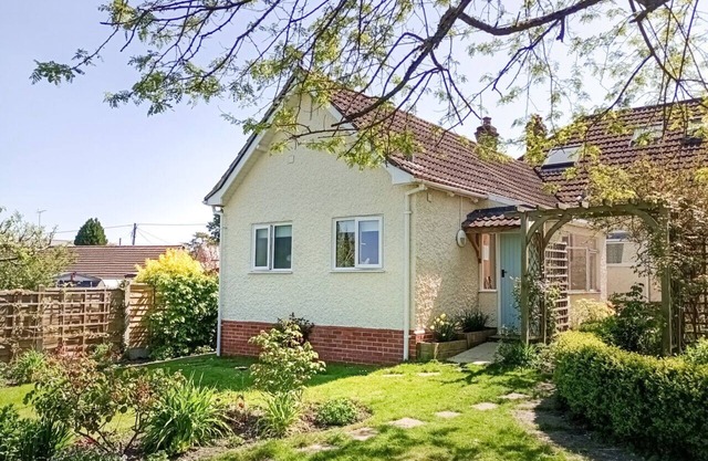 Picquet View - One Bedroom House, Sleeps 2