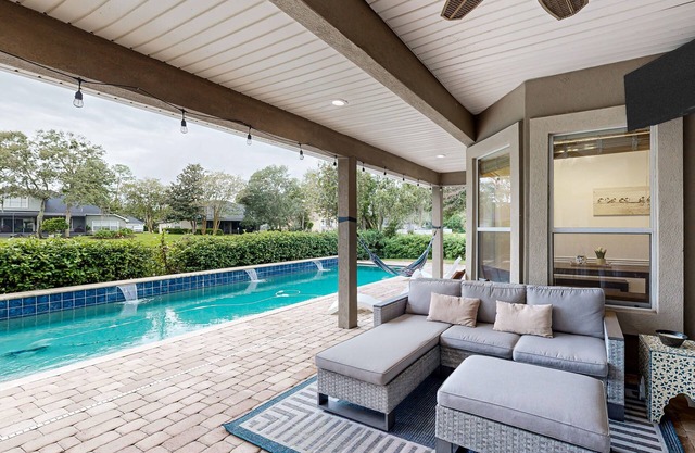 Picture-perfect getaway with saltwater pool, outdoor bar, grill & soaking tub