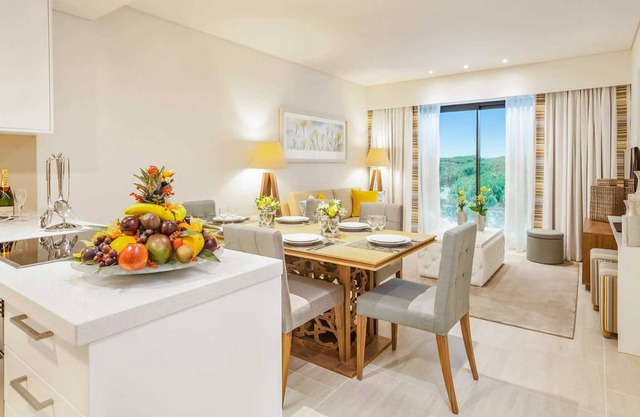 Pine Cliffs Garden Suite II