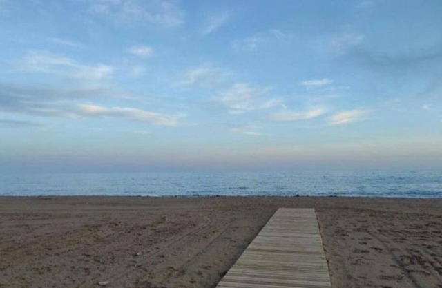Piso Bolnuevo Playa, muy Cerca de la Playa, al Lado Todos los Servicios,