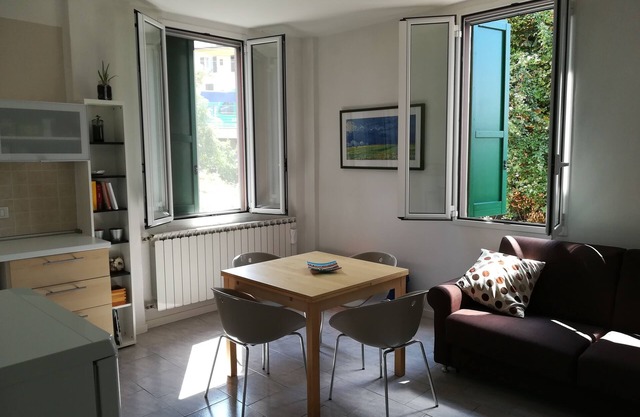 Pisolo home holidays near city center and Sant'Orsola Hospital