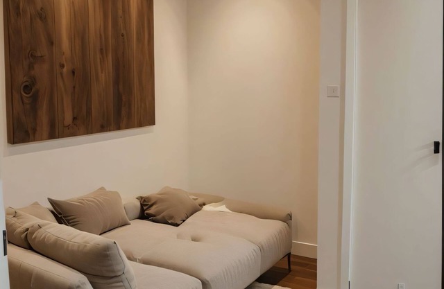 Plateau Mont-Royal Apartment